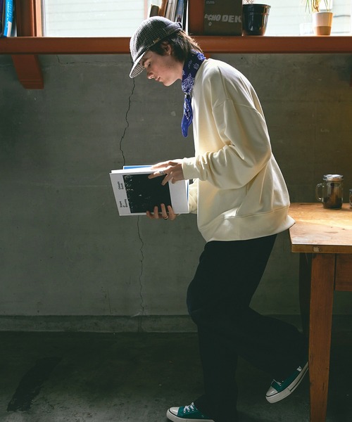 EMMA CLOTHES（エマクローズ）の「ルーズベーシックオーバー裏毛プルオーバースウェット EMMA CLOTHES（スウェット・メンズ・ブラック/グリーン/杢グレー/オレンジ/アイボリー・M/L）」の17枚目の写真