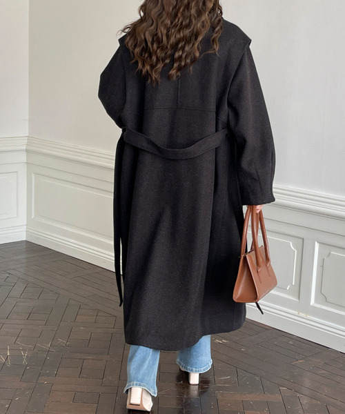 emi+(エミプラス)の「3WAYレイヤードトロングコート(チェスターコート・レディース・アイボリー/チャコールグレー/ブルー・M/L)」の6枚目の写真