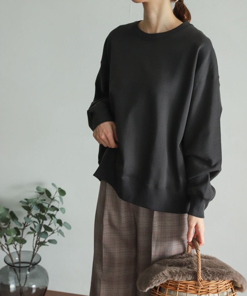 URBAN RESEARCH DOORS（アーバンリサーチドアーズ）の「スウェットクルーネックプルオーバー（スウェット・レディース・グレー/ベージュ/スミクロ・MEDIUM）」の16枚目の写真