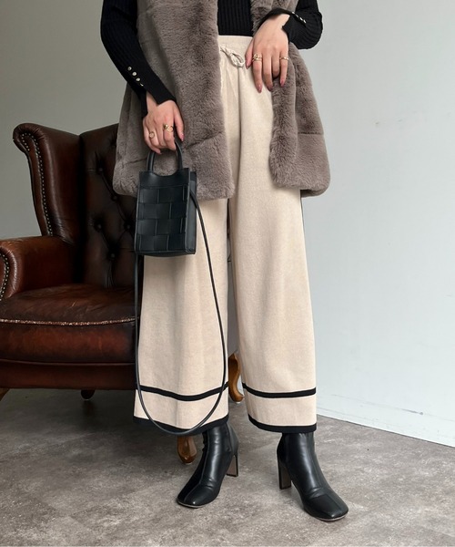 prose verse（プロズヴェール）の「配色ラインニットパンツ（チノパンツ・レディース・アイボリー/ブラック・ﾌﾘ-）」の4枚目の写真