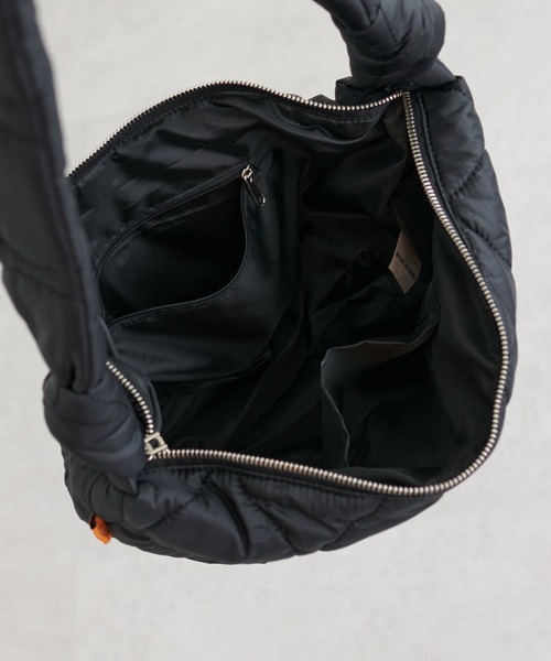 DISCOAT（ディスコート）の「【リバイバル/WEB限定】ボンディングメッセンジャーバッグ（メッセンジャーバッグ・レディース・ホワイト/ブラック/カーキ・FREE）」の21枚目の写真