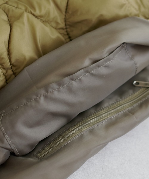 DISCOAT（ディスコート）の「【リバイバル/WEB限定】ボンディングメッセンジャーバッグ（メッセンジャーバッグ・レディース・ホワイト/ブラック/カーキ・FREE）」の10枚目の写真
