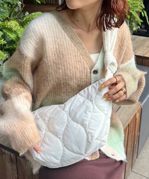 DISCOAT（ディスコート）の「【リバイバル/WEB限定】ボンディングメッセンジャーバッグ（メッセンジャーバッグ・レディース・ホワイト/ブラック/カーキ・FREE）」の8枚目の写真