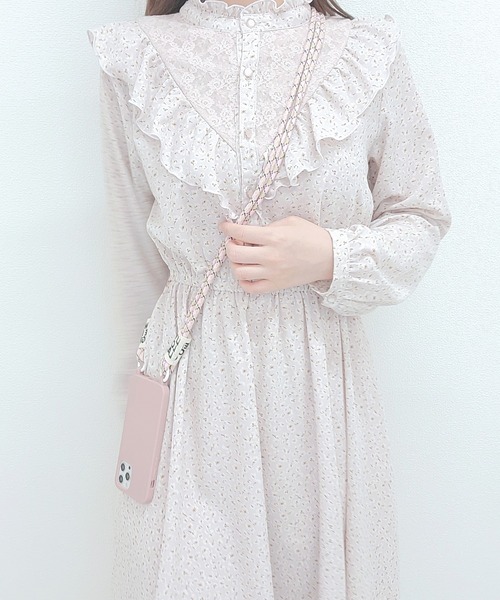 Lace Ladies(レースレディース)の「ネックストラップ付 シリコンiPhoneケース(スマホケース/カバー・レディース・ブラック/モカ/ピンク・A/C/D/F/G/K/I/P/Q/O/T/U/V/W/15D/15 )」の7枚目の写真