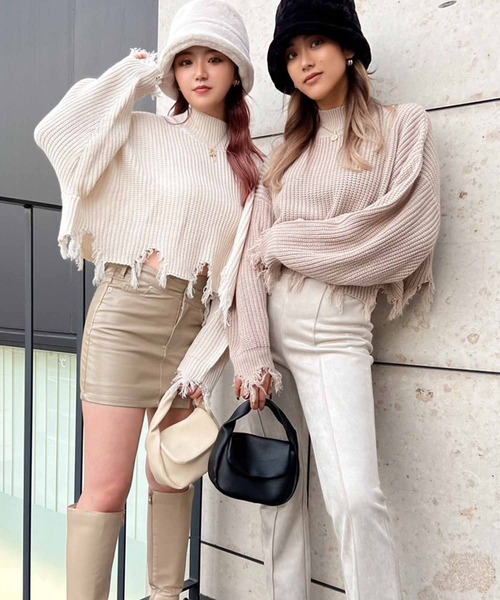 ANAP（アナップ）の「クロップド丈ダメージニットトップスセーター（ニット/セーター・レディース・グレイッシュベージュ/ネイビー/アイボリー/ブラック/グリーン・FREE）」の18枚目の写真