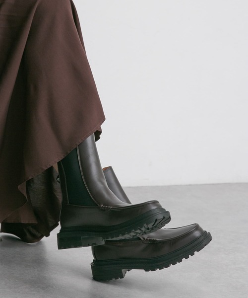 KBF（ケイビーエフ）の「モカシントゥサイドゴアブーツ（ブーツ・レディース・ダークブラウン/ブラック・38/37/36）」の3枚目の写真