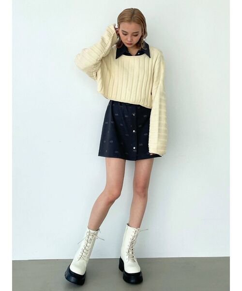 EMODA（エモダ）の「ルーズネックニット（ニット/セーター・レディース・ピンク/ブルー/アイボリー/ブラック・FREE）」の6枚目の写真