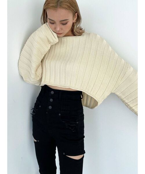 EMODA（エモダ）の「ルーズネックニット（ニット/セーター・レディース・ピンク/ブルー/アイボリー/ブラック・FREE）」の7枚目の写真