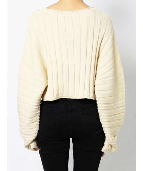 EMODA（エモダ）の「ルーズネックニット（ニット/セーター・レディース・ピンク/ブルー/アイボリー/ブラック・FREE）」の13枚目の写真