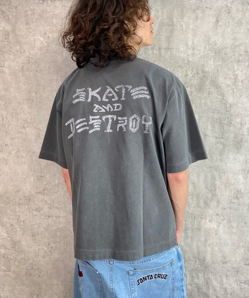 THRASHER(スラッシャー)の「【ムラサキスポーツ別注】THRASHER/スラッシャー オーバーサイズTシャツ ヴィンテージ風/フロントプリントTシャツ ピグメント加工 クルーネックTシャツ/THMM-004 MAGZIN(Tシャツ/カットソー・メンズ・ブラック×イエロー/ブラック×レッド/ブラック×ブラック/ブラック×パープル・M/L/XL)」の15枚目の写真