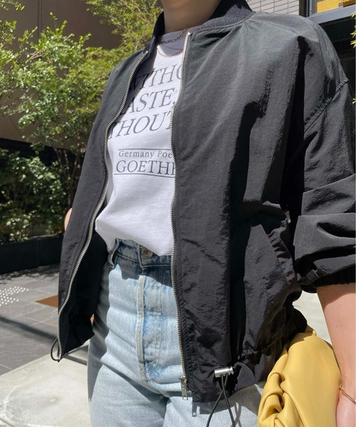 Meli rich(メリーリッチ)の「ドロストMA-1ブルゾン(MA-1・レディース・グレイッシュベージュ/カーキ/ブラック/アイボリー・MEDIUM)」の18枚目の写真