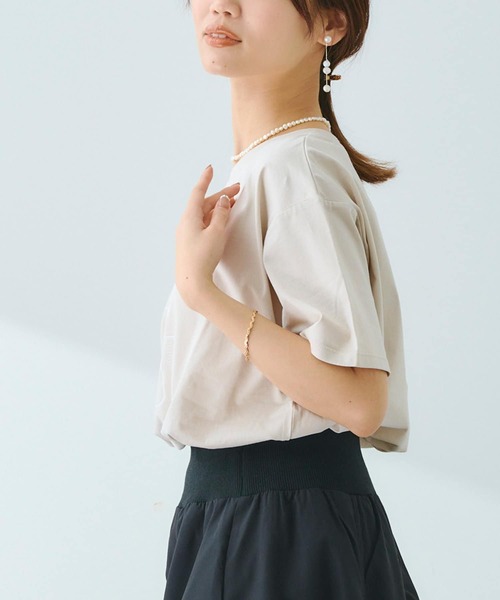 Chez toi(シェトワ)の「コットンロゴT(Tシャツ/カットソー・レディース・カーキ/アイボリー/グレイッシュベージュ/オフホワイト・FREE)」の17枚目の写真