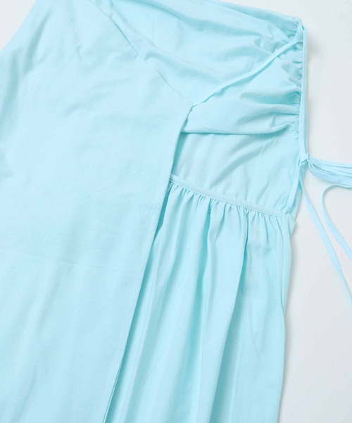 TheOpen Product(ザオープンプロダクト)の「THE OPEN PRODUCT RUCHED WRAP MAXI SKIRT GTO221SK002(スカート・レディース・ライトブルー・1)」の17枚目の写真