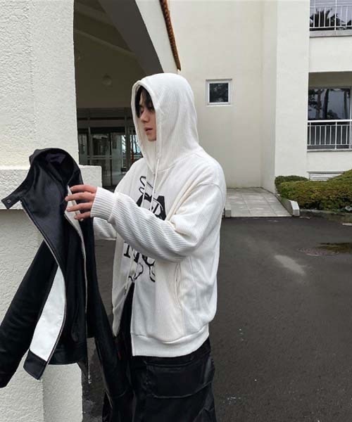 HOLY IN CODE(ホーリーインコード)の「HOLY IN CODE CAMO hood zip-up(パーカー・メンズ・アイボリー/オリーブ・FREE)」の10枚目の写真