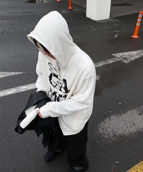 HOLY IN CODE(ホーリーインコード)の「HOLY IN CODE CAMO hood zip-up(パーカー・メンズ・アイボリー/オリーブ・FREE)」の11枚目の写真