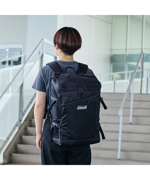 COLEMAN（コールマン）の「ウォーカースクエアバックパック（ブラック