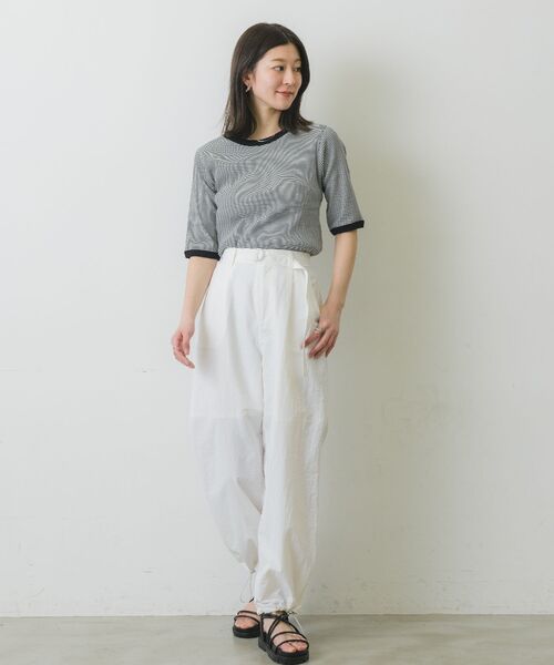 RETRO GIRL(レトロガール)の「裾ドロストナイロンPT(その他パンツ・レディース・ブラック/オフホワイト/ブルー/オレンジ/グリーン・FREE)」の6枚目の写真