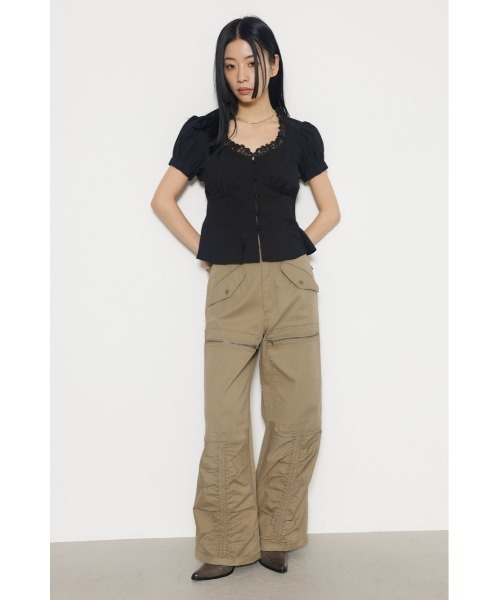 LAGUA GEM（ラグアジェム）の「LACE TUCK PUFF トップス（シャツ/ブラウス・レディース・ブラック/ホワイト・FREE）」の3枚目の写真