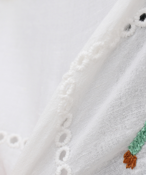 mii（ミー）の「【mii / ミイ】カデイコットンハンドエンブロイダリ-シャツ（シャツ/ブラウス・メンズ・サックスブルー/イエロー/ホワイト×ホワイト・FREE）」の19枚目の写真