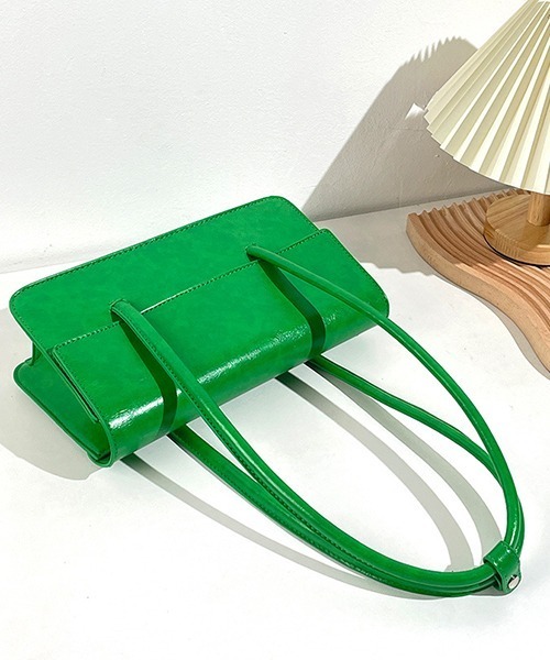 FREE STYLISTS（フリー スタイリスト）の「YUGA_YGMC スクエア　ショルダーハンドバッグ（ハンドバッグ・レディース・ブラック/ホワイト/ブルー/グリーン・FREE）」の9枚目の写真