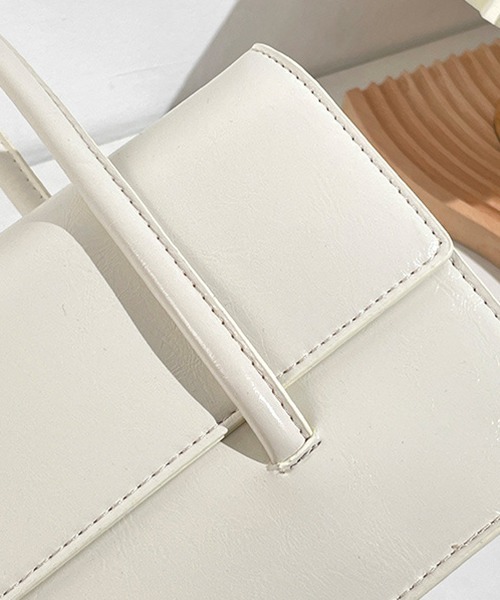 FREE STYLISTS（フリー スタイリスト）の「YUGA_YGMC スクエア　ショルダーハンドバッグ（ハンドバッグ・レディース・ブラック/ホワイト/ブルー/グリーン・FREE）」の22枚目の写真