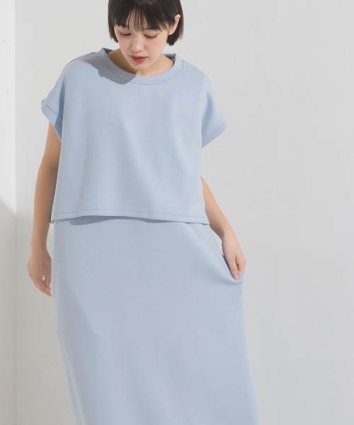 OMNES（オムネス）の「ソフトダンボールニットフレンチスリーブプルオーバーVネックジャンスカセット（ジャンパースカート・レディース・アイボリー/ベージュ/ブルー系その他/ブラック・FREE）」の17枚目の写真