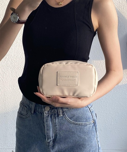 LA VORAGINE(ラ ヴォラジネ)の「マルチトラベルメイクポーチ(ポーチ・レディース・ライトベージュ/ピンク/シルバー・FREE)」の12枚目の写真