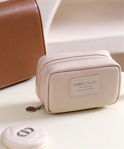 LA VORAGINE(ラ ヴォラジネ)の「マルチトラベルメイクポーチ(ポーチ・レディース・ライトベージュ/ピンク/シルバー・FREE)」の10枚目の写真