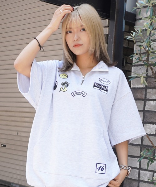 STAY GOLD（ステイゴールド）の「【STAYGOLD】ワッペン刺繍 スウェット ハーフジップ / Patch Embroidery Sweatshirt Half zip（スウェット・メンズ・スミクロ/イエロー/ホワイト系・FREE）」の2枚目の写真