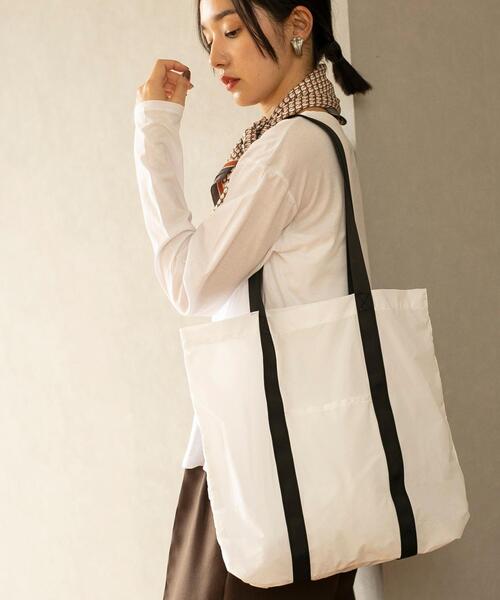 coen(コーエン)の「ナイロンリップストップパッカブルトートバッグ(トートバッグ・レディース・ライトブルー/ブラック/ホワイト・FREE)」の4枚目の写真