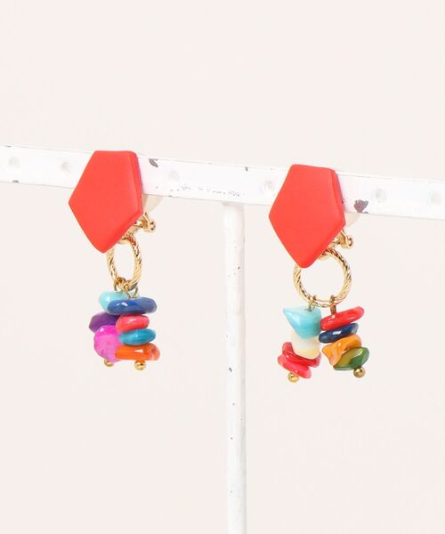 tone(トーン)の「【atelier*mio】ポリマークレイ × シェルビジュー costume jewelry イヤリング(イヤリング・レディース・ブラック/レッド/グリーン/イエロー/パープル/グリーン系その他/ブルー/ブラック系その他/ホワイト/レッド系その他/ブラック系その他2/ブルー系その他・FREE)」の12枚目の写真