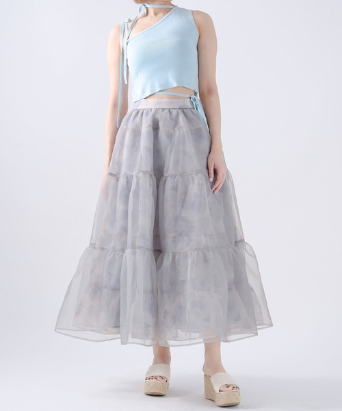 qumerry.(キュメリ)の「フラワーオーガンジースカート(スカート・レディース・スモークピンク/グレー・SMALL/MEDIUM)」の5枚目の写真