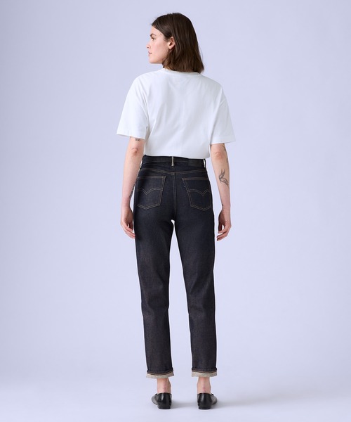 Levi's(リーバイス)の「Levi's/リーバイス ハイライズテーパードデニム BORROWED FROM THE BOYS ダークインディゴ MADE OF JAPAN(デニムパンツ・レディース・ダークインディゴブルー・28inch/24inch/23inch/25inch/26inch/27inch)」の20枚目の写真