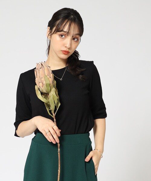 DRESKIP(ドレスキップ)の「◆【ロングシーズン重宝する】縦ラインで細見え クルーネック5分袖トップス(Tシャツ/カットソー・レディース・サンドベージュ/オフホワイト/ブラック/ブラック系2・03/04/02)」の8枚目の写真