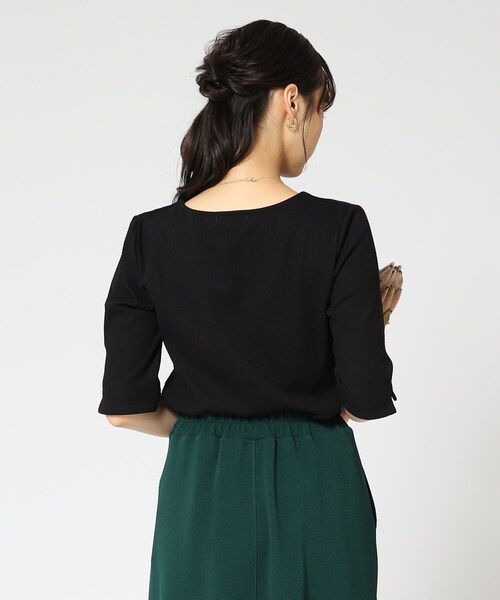 DRESKIP(ドレスキップ)の「◆【ロングシーズン重宝する】縦ラインで細見え クルーネック5分袖トップス(Tシャツ/カットソー・レディース・サンドベージュ/オフホワイト/ブラック/ブラック系2・03/04/02)」の10枚目の写真