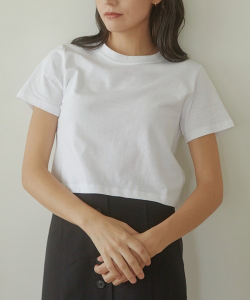 ACYM(アシーム)の「Minimal cropped Tシャツ(Tシャツ/カットソー・レディース・ブラック/ホワイト・FREE)」の2枚目の写真