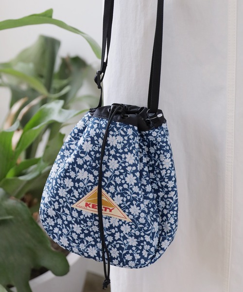 KELTY（ケルティ）の「KELTY/ケルティ DP KINCHAKU SHOULDER 巾着バッグ 2026年春夏（ショルダーバッグ・メンズ・グレー系/ベージュ系/ホワイト系/ブラック系/ブルー系・FREE）」の5枚目の写真