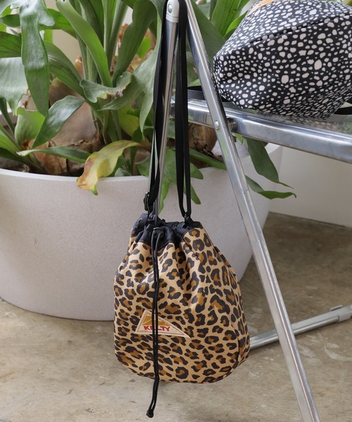 KELTY（ケルティ）の「KELTY/ケルティ DP KINCHAKU SHOULDER 巾着バッグ 2026年春夏（ショルダーバッグ・メンズ・グレー系/ベージュ系/ホワイト系/ブラック系/ブルー系・FREE）」の14枚目の写真