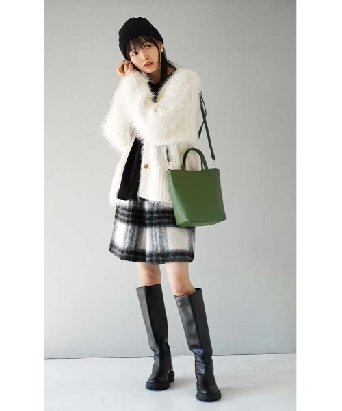e-zakkamania stores(イーザッカマニアストアーズ)の「シャギーニット カーディガン(カーディガン/ボレロ・レディース・グレイッシュベージュ/ブルー/オフホワイト・M)」の6枚目の写真