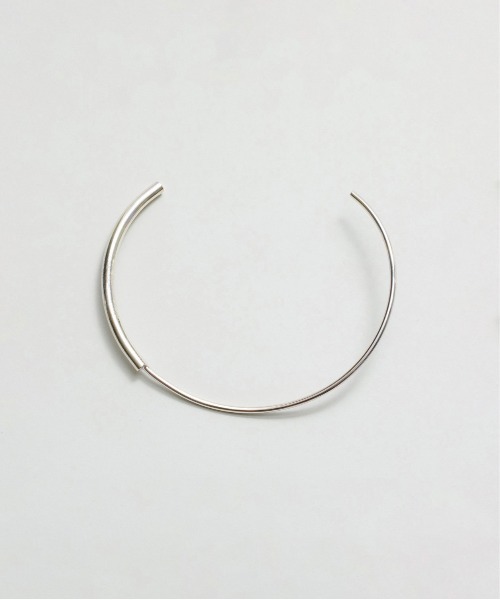 LAPUIS(ラピュイ)の「LAPUIS(ラピュイ)ASYMMETRY ROUND CHOKER(チョーカー・レディース・シルバー/ゴールド・FREE)」の7枚目の写真