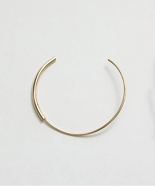LAPUIS(ラピュイ)の「LAPUIS(ラピュイ)ASYMMETRY ROUND CHOKER(チョーカー・レディース・シルバー/ゴールド・FREE)」の8枚目の写真