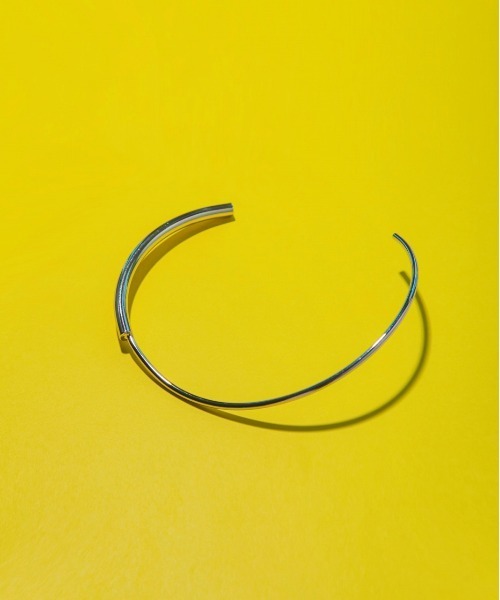 LAPUIS(ラピュイ)の「LAPUIS(ラピュイ)ASYMMETRY ROUND CHOKER(チョーカー・レディース・シルバー/ゴールド・FREE)」の3枚目の写真