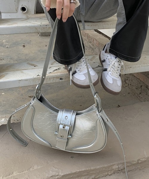 Miniministore(ミニミニストア)の「ホーボーバッグ 韓国 ハーフムーンバッグ(ハンドバッグ・レディース・シルバー/ブラック・フリー)」の12枚目の写真