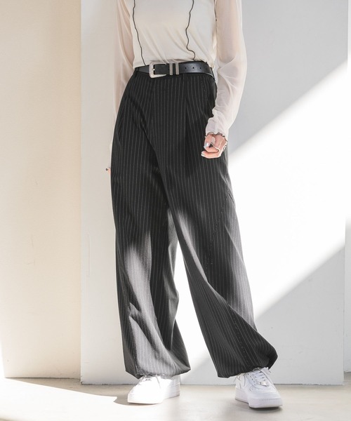 PAGEBOY（ページボーイ）の「ドロストパイピングパンツ（その他パンツ・レディース・グレイッシュベージュ/チャコールグレー/ストライプ・FREE）」の3枚目の写真