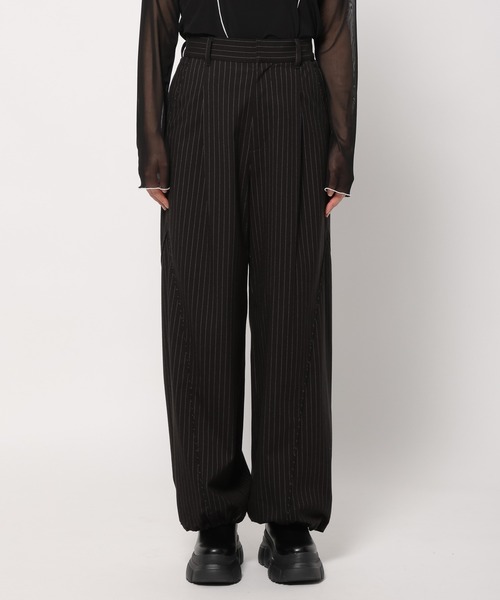 PAGEBOY（ページボーイ）の「ドロストパイピングパンツ（その他パンツ・レディース・グレイッシュベージュ/チャコールグレー/ストライプ・FREE）」の12枚目の写真