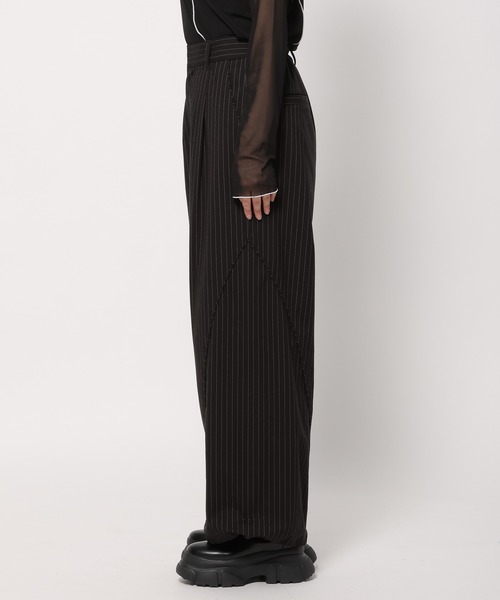 PAGEBOY（ページボーイ）の「ドロストパイピングパンツ（その他パンツ・レディース・グレイッシュベージュ/チャコールグレー/ストライプ・FREE）」の13枚目の写真