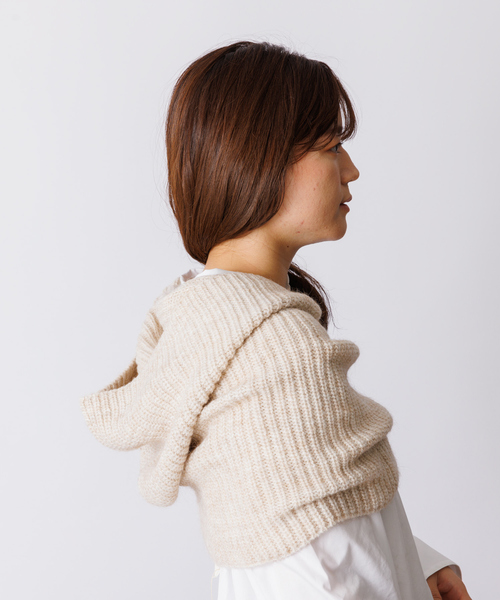 Rouge vif(ルージュヴィフ)の「【FRATELLI TALLI / フラテリータリー】フード型ネックウォーマー(その他小物・レディース・オフホワイト/モカ・フリー)」の7枚目の写真