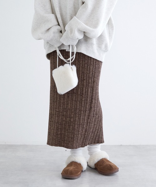 w closet（ダブルクローゼット）の「ランダムリブタイトニットスカート（スカート・レディース・ベージュ/パープル/ブラウン/ブラック・FREE）」の18枚目の写真
