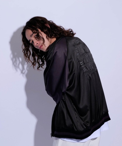 re_k by JUNRED（レクバイジュンレッド）の「re_k by JUNRED / スーべニールジャケット（ブルゾン・メンズ・ブラック/ネイビー・S/L/M）」の3枚目の写真