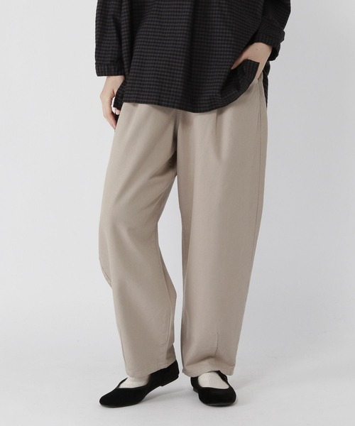 studio CLIP（スタディオクリップ）の「ソフトバレルデニムパンツ[プチ・プラスサイズあり]（デニムパンツ・レディース・モカ/インディゴブルー/ライトブルー/グレー・MEDIUM/LARGE/ﾌﾘｰ(L)/PF）」の9枚目の写真